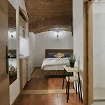 アパート Podroom *