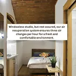 アパート Podroom